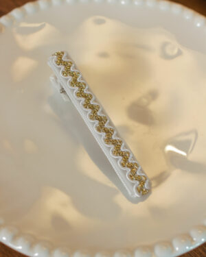 Grande Pince Pop velours blanc croquet brillant blanc et doré Marie-Joséphine