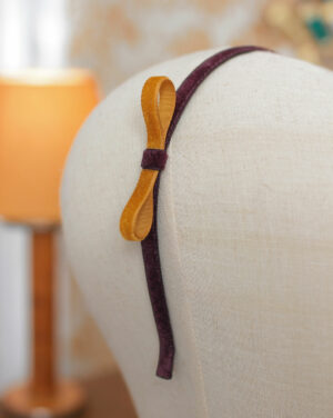 Serre-tête Agathe velours violet orné noeuds en velours mordoré Marie-Josephine