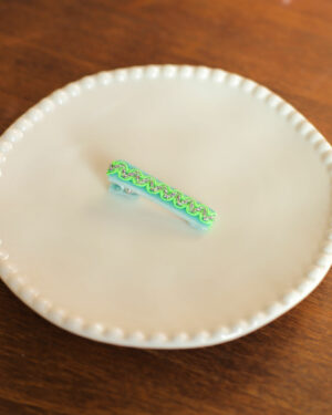 Petite Pince Pop bleu ciel, vert fluo et argenté Marie-Josephine