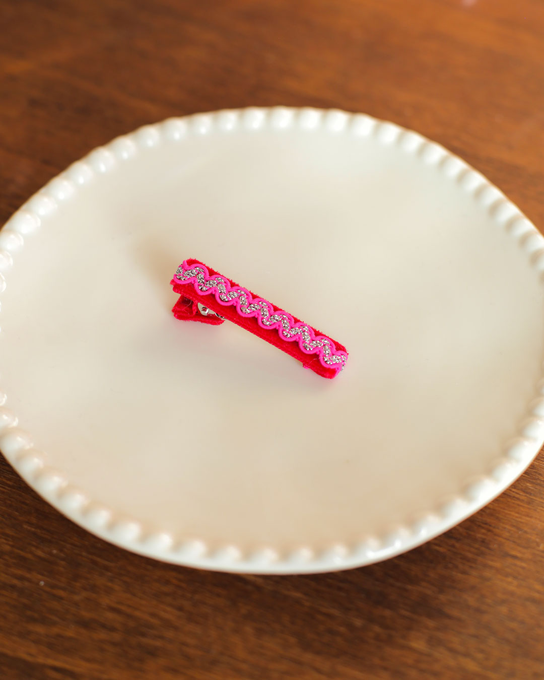 Petite pince Pop rouge, rose fluo et argenté Marie-Joséphine
